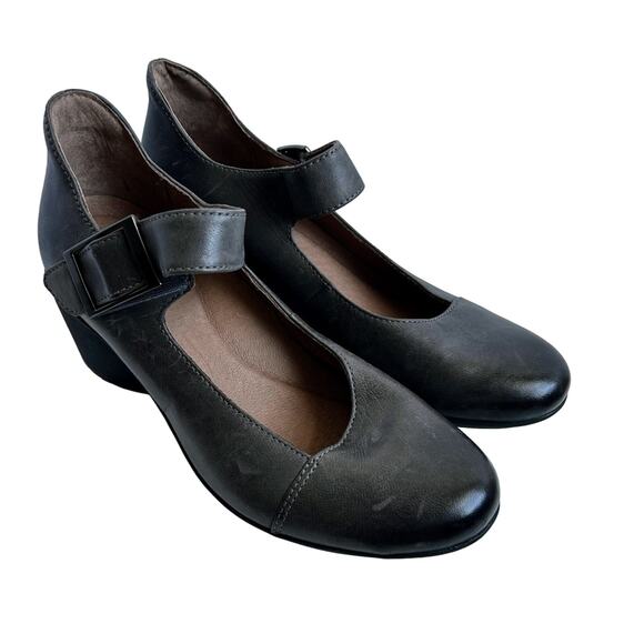 Dansko Roxanne Heeled Mary Jane in Steel Gray